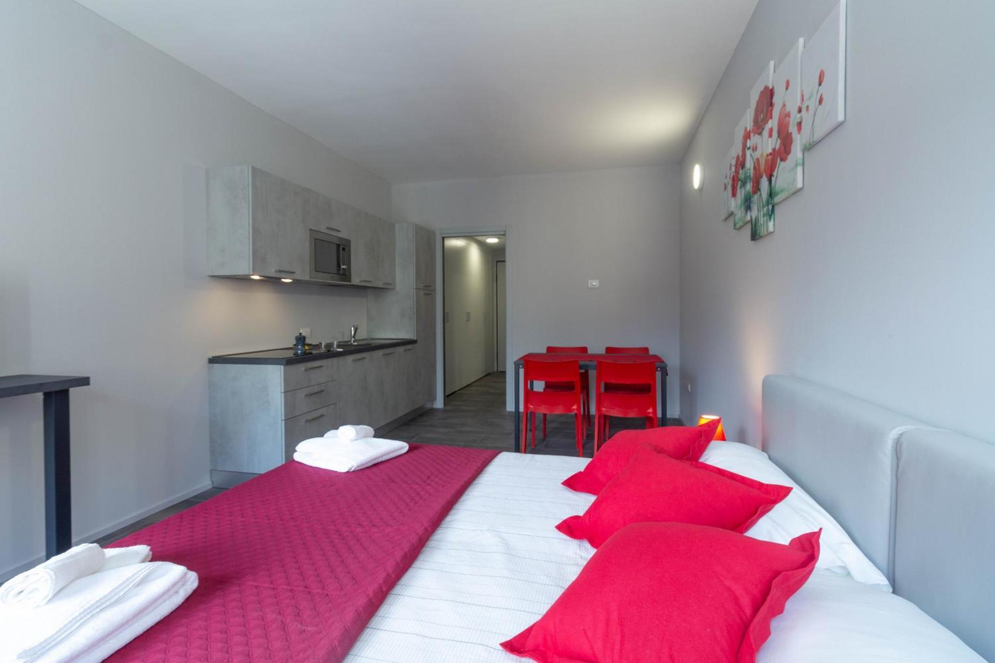 Papavero Apartment - Affitti Brevi Italia Lecco Ngoại thất bức ảnh
