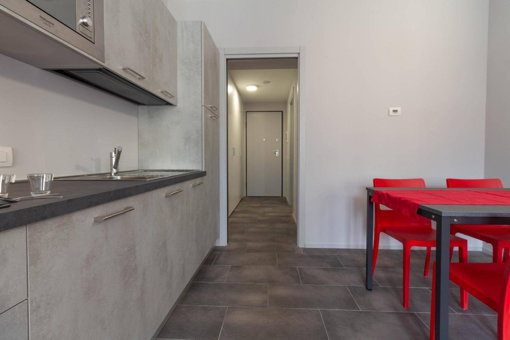 Papavero Apartment - Affitti Brevi Italia Lecco Ngoại thất bức ảnh