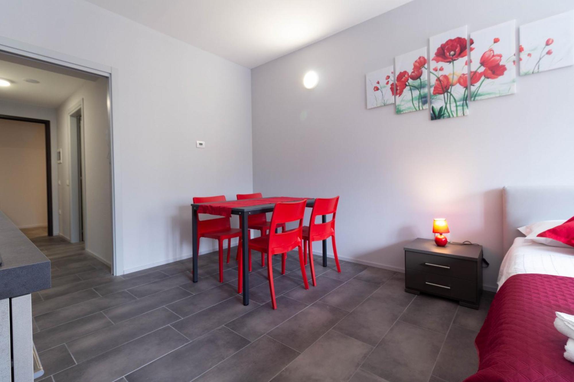 Papavero Apartment - Affitti Brevi Italia Lecco Ngoại thất bức ảnh